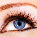 Trucs et astuces pour rendre vos cils plus longs